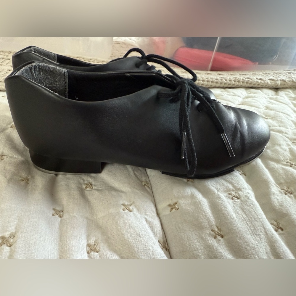Capezio Tap Shoes - Picture 7 of 9